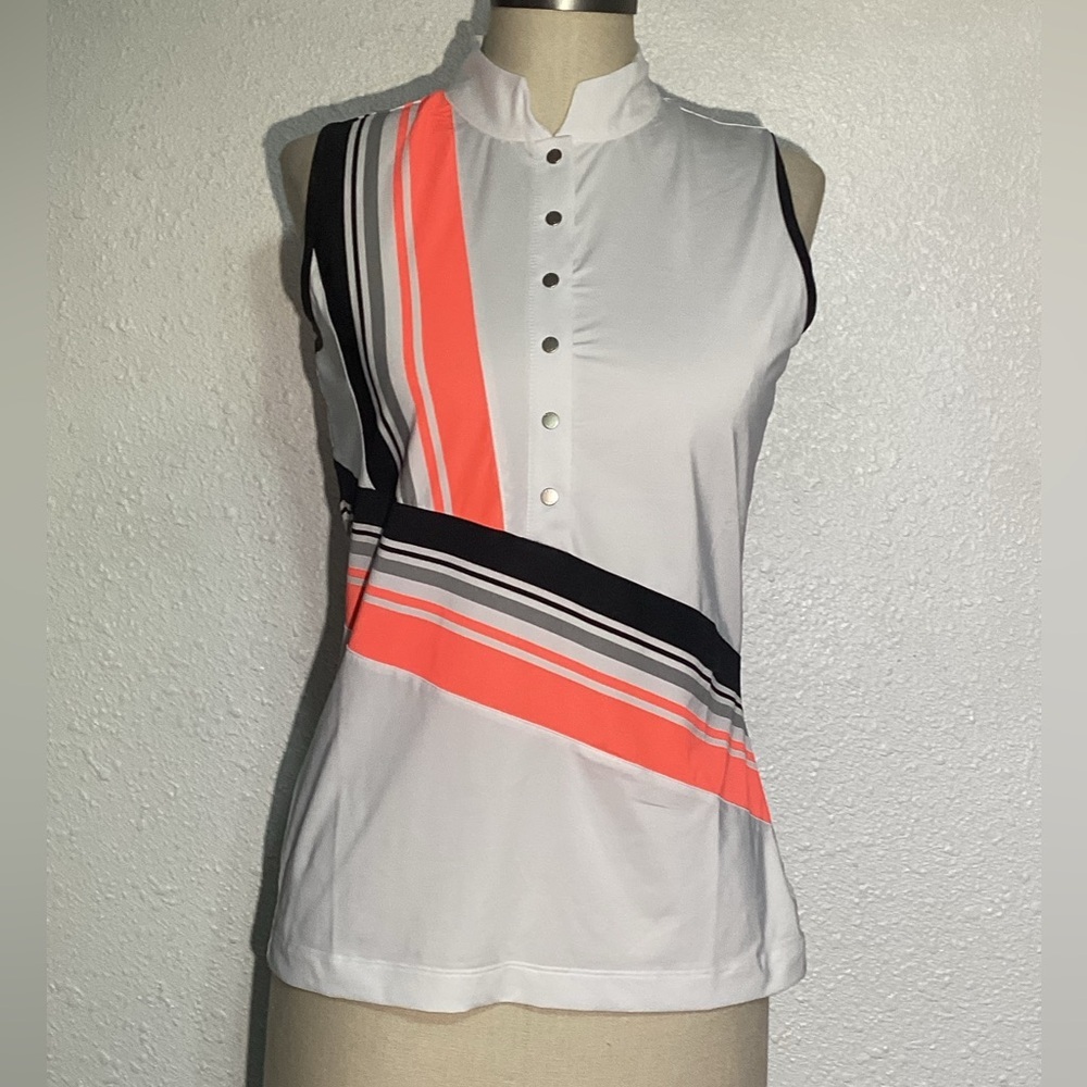 Tail sleeveless golf blouse size small